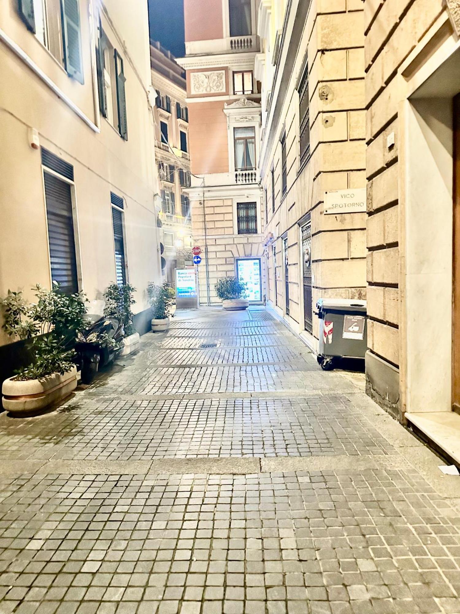 The Center Residence Cenova Dış mekan fotoğraf